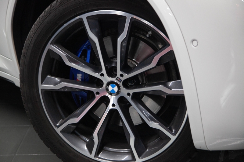 BMW X3 M40i