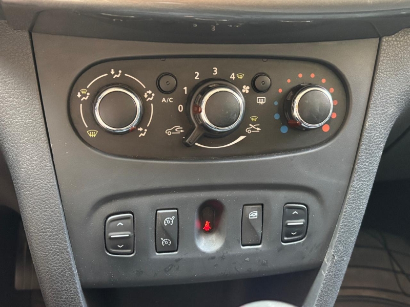 DACIA SANDERO DCi 90