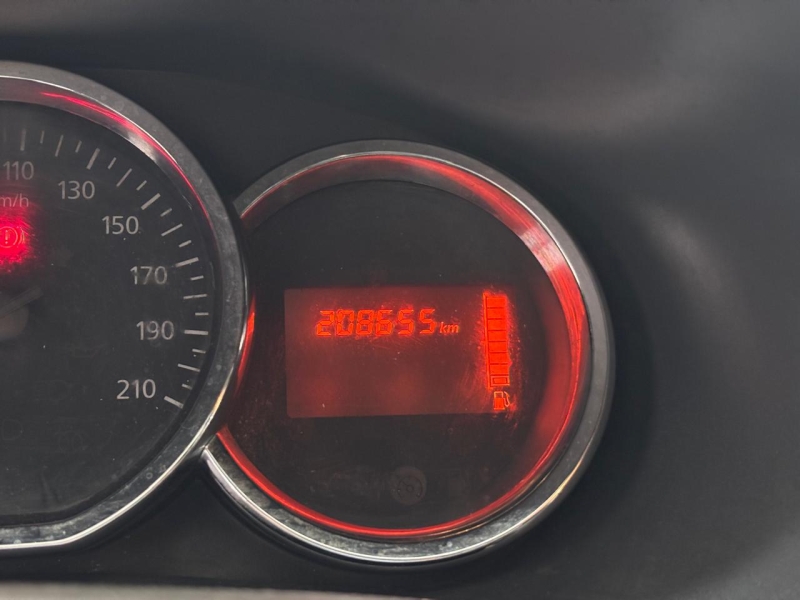 DACIA SANDERO DCi 90