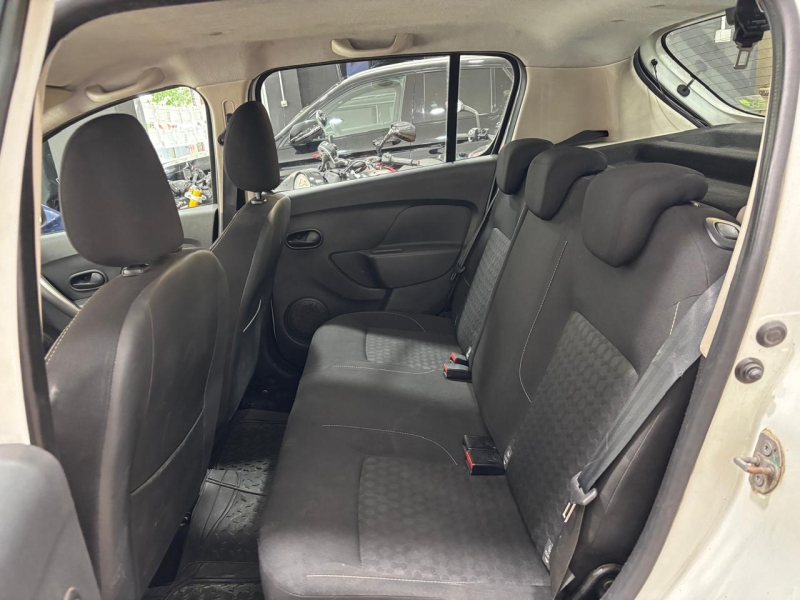DACIA SANDERO DCi 90