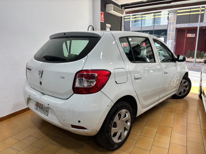 DACIA SANDERO DCi 90