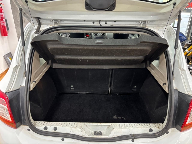 DACIA SANDERO DCi 90