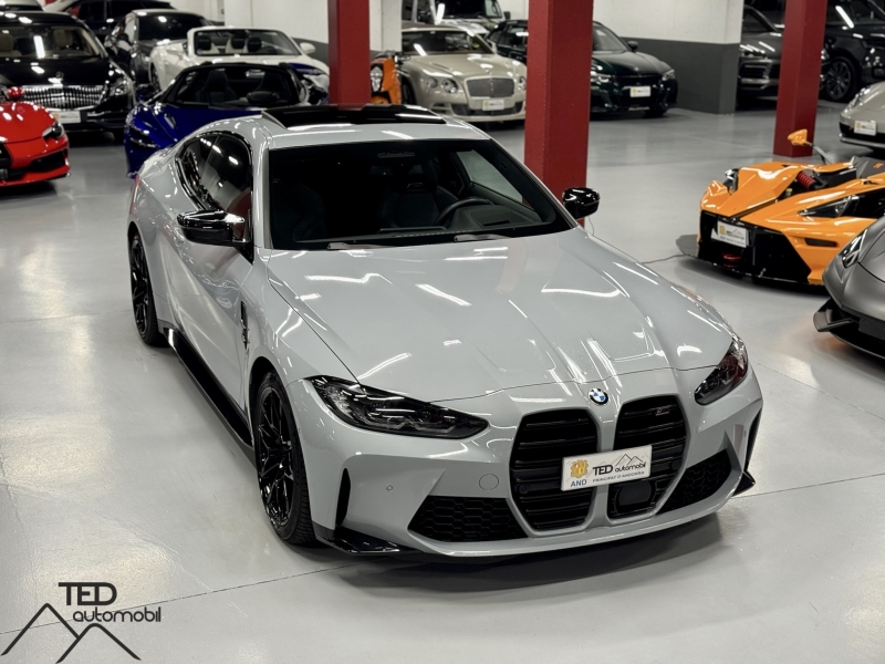 BMW M4 Competition X-Drive 510cv G82