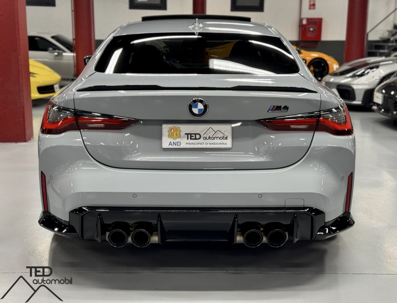 BMW M4 Competition X-Drive 510cv G82