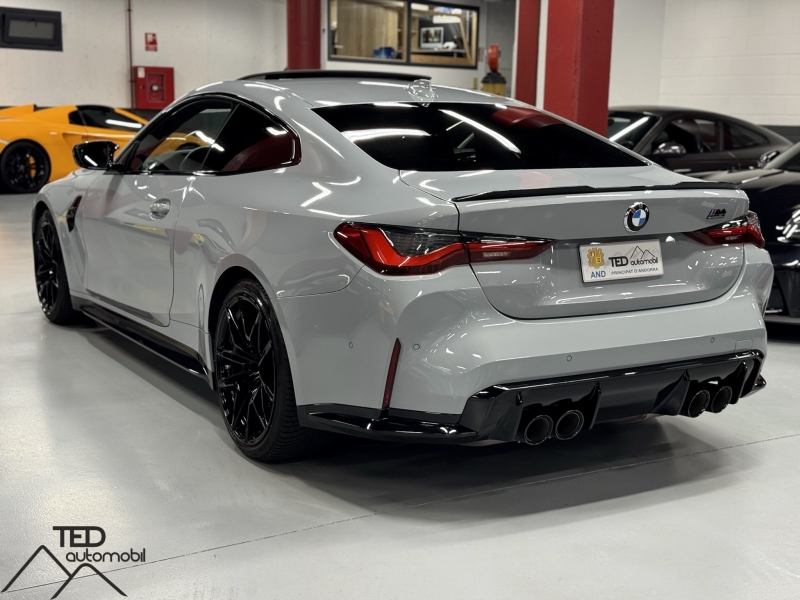 BMW M4 Competition X-Drive 510cv G82