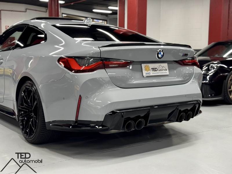 BMW M4 Competition X-Drive 510cv G82