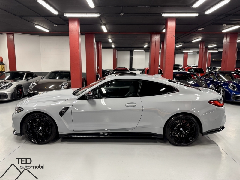 BMW M4 Competition X-Drive 510cv G82