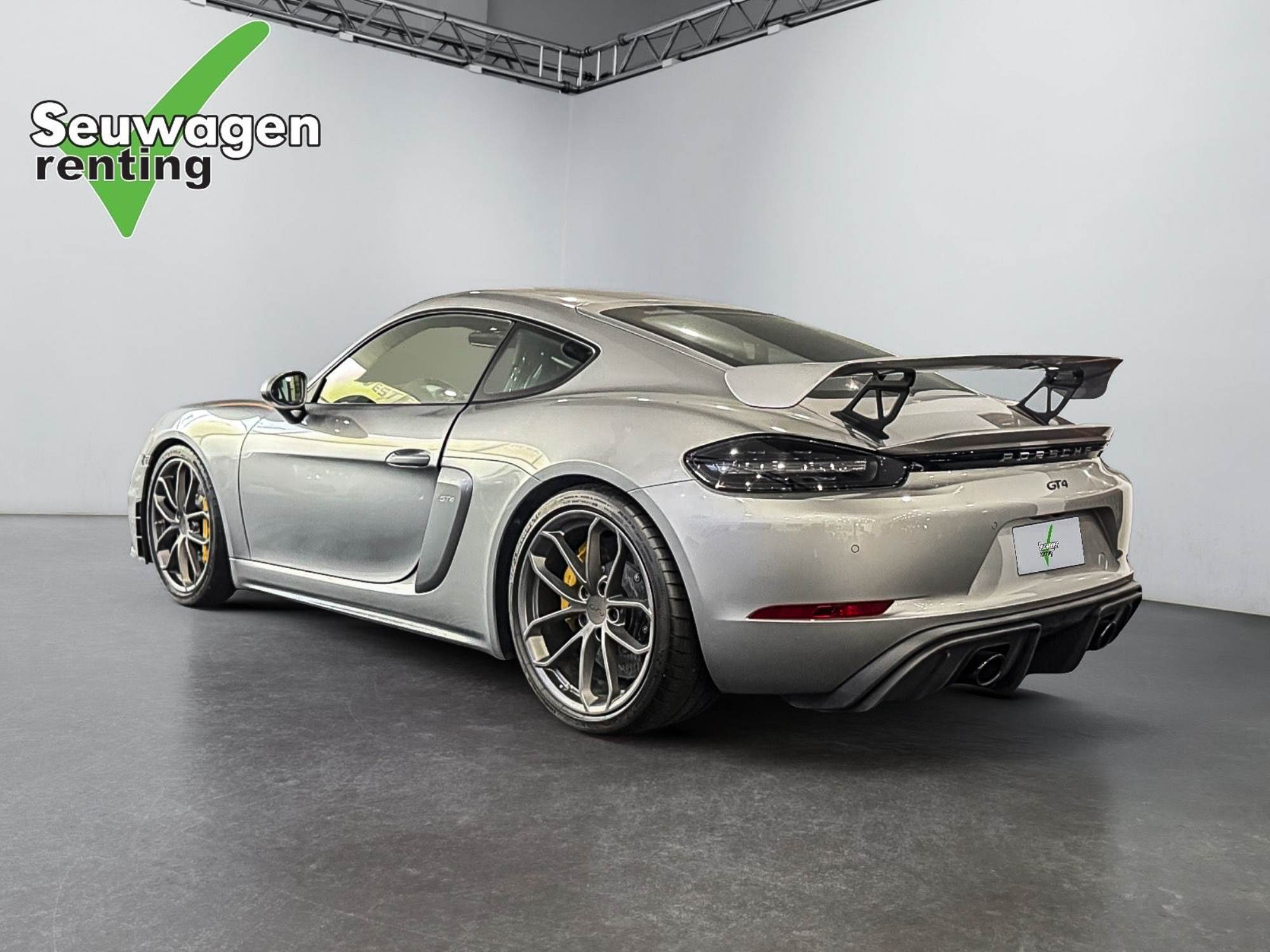 Porsche 718 Cayman GT4 420 CV