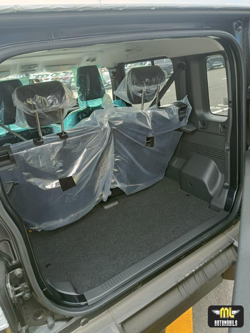 Nou Suzuki Jimny 1,5l GLX 5 portes 4x4 2025!