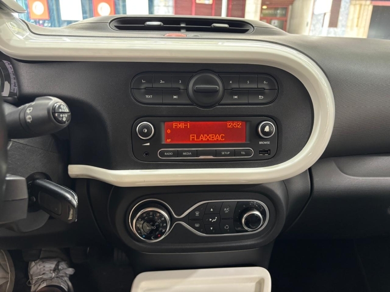 RENAULT TWINGO
