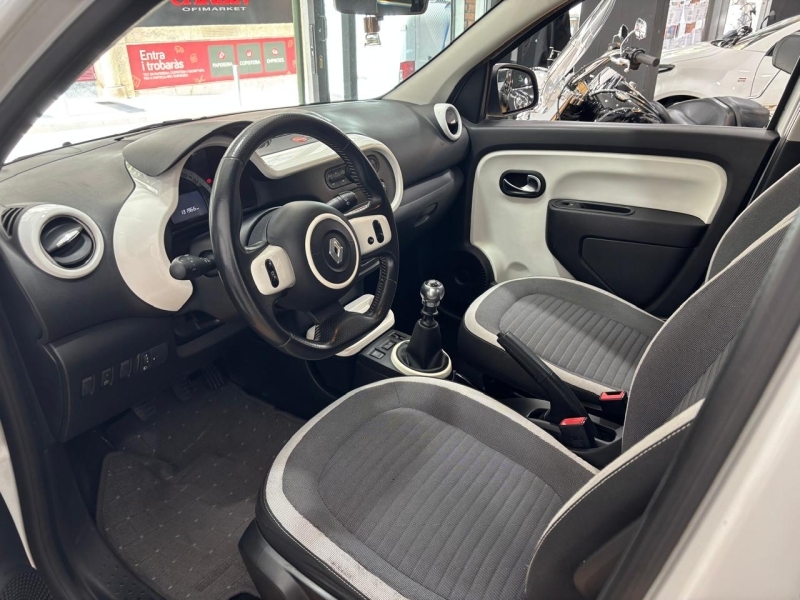 RENAULT TWINGO