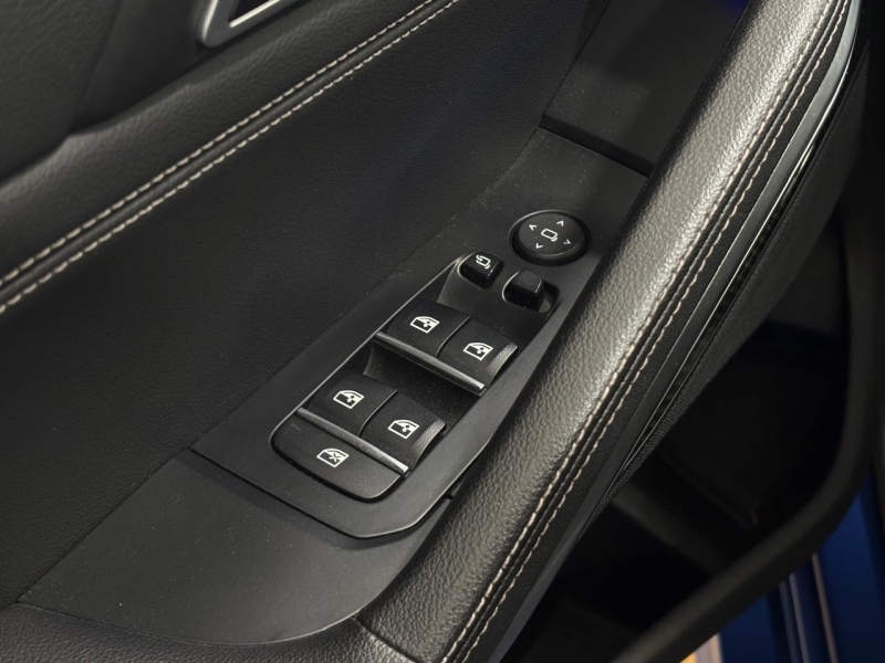 BMW X6 M50i