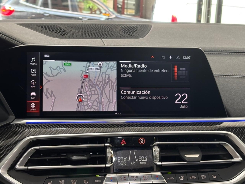 BMW X6 M50i