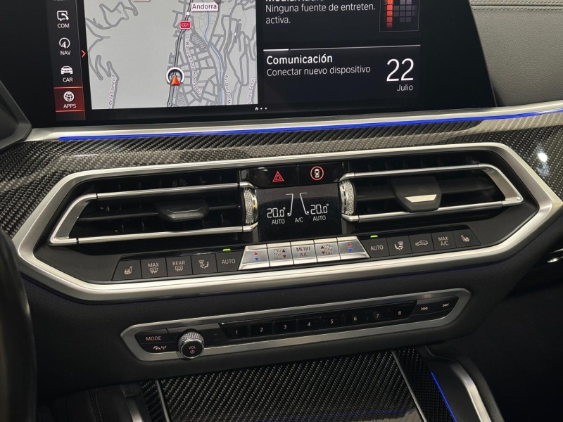 BMW X6 M50i