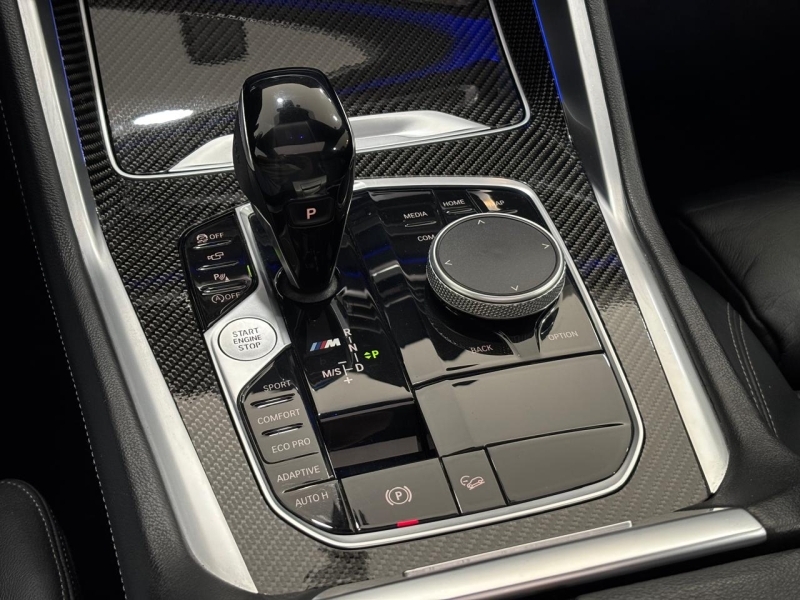 BMW X6 M50i