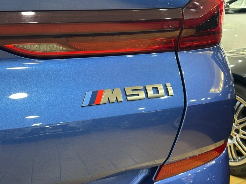 BMW X6 M50i