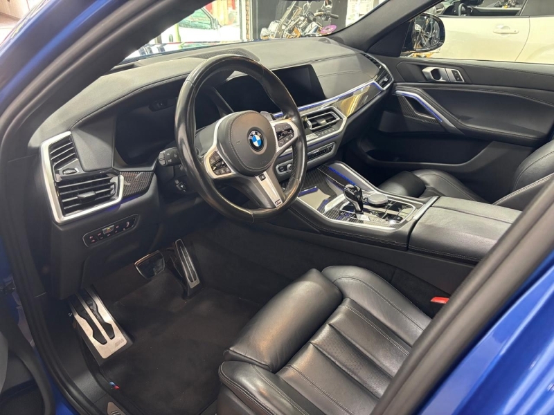 BMW X6 M50i