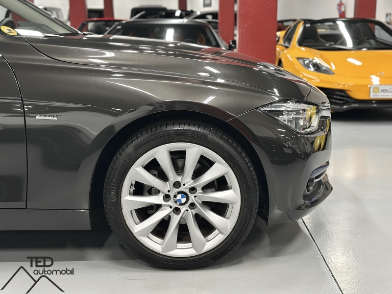 BMW 318d Sport Line