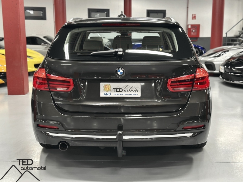BMW 318d Sport Line
