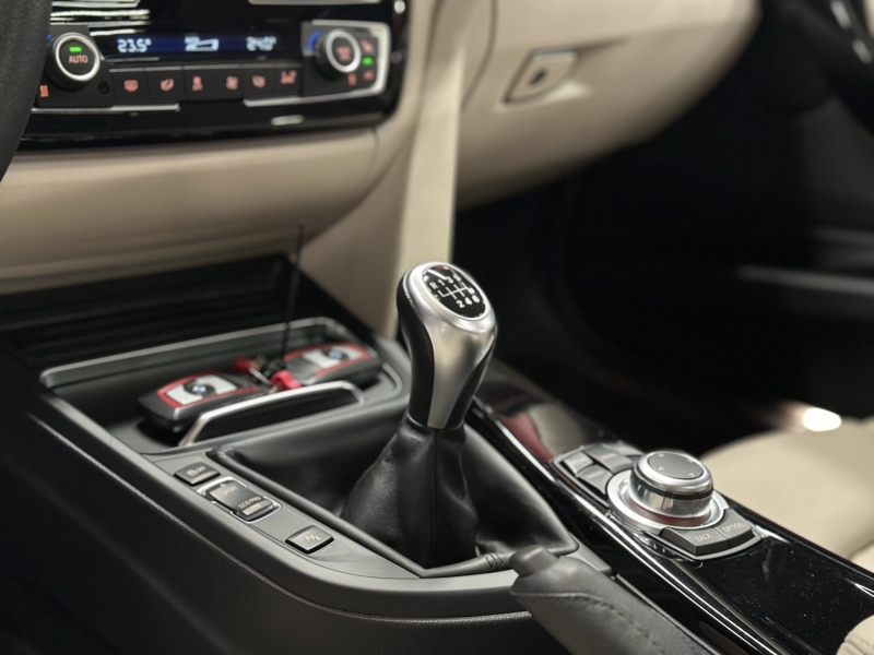 BMW 318d Sport Line