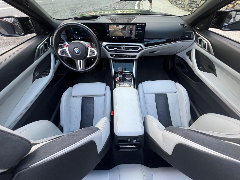 BMW M4 Cabrio Competition X-Drive