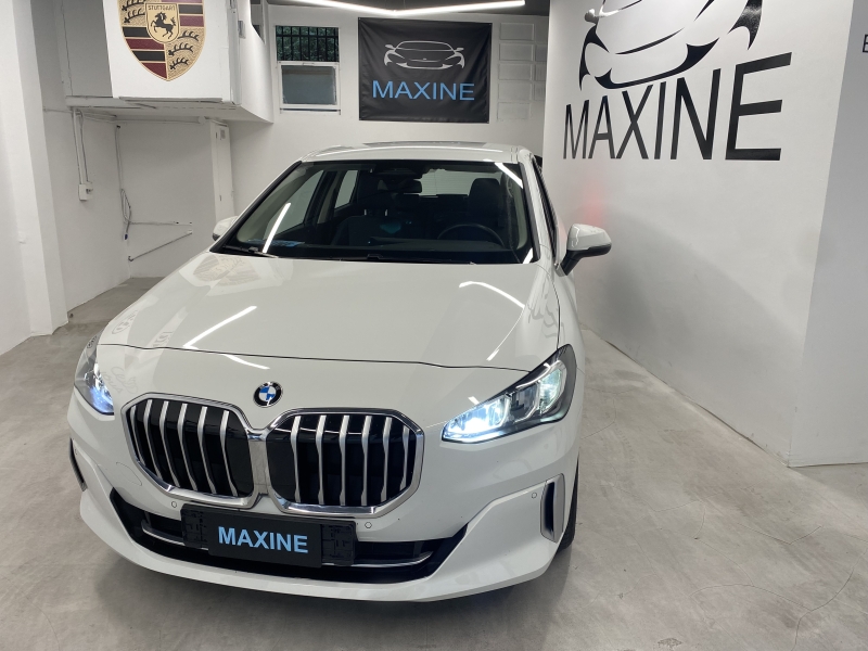 BMW 218i active tourer