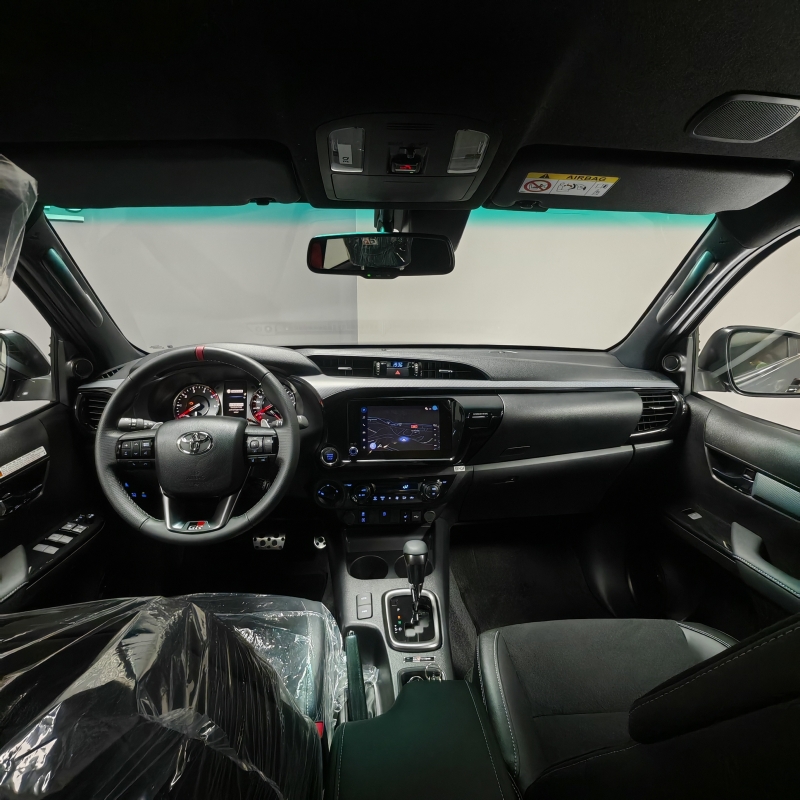 TOYOTA HILUX GR SPORT 204CV 2025