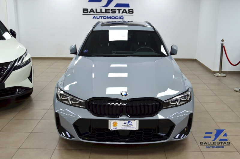 BMW 330i Touring M-Sport 258CV 