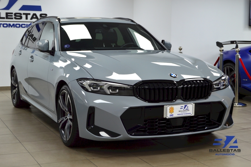 BMW 330i Touring M-Sport 258CV 