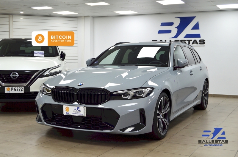 BMW 330i Touring M-Sport 258CV 