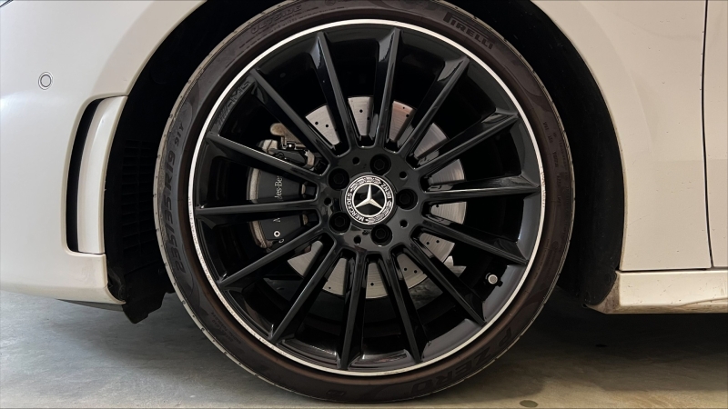 Mercedes-Benz A220 4Matic AMG Night Pack