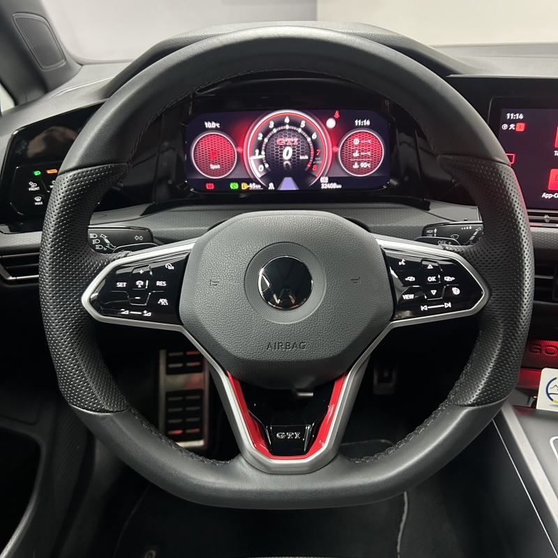 VOLKSWAGEN GOLF 8 GTI “MATRIX”