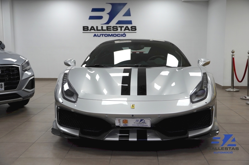 Ferrari 488 PISTA 