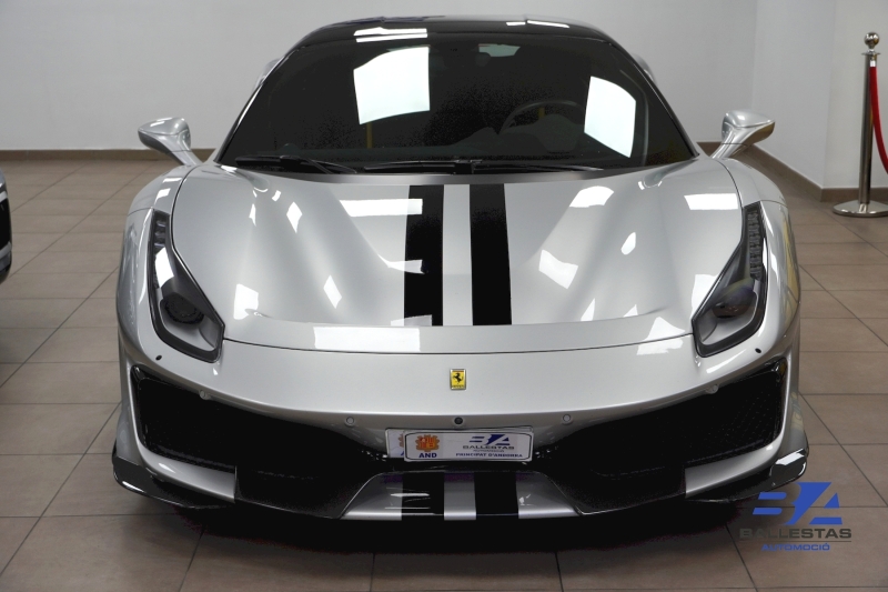 Ferrari 488 PISTA 