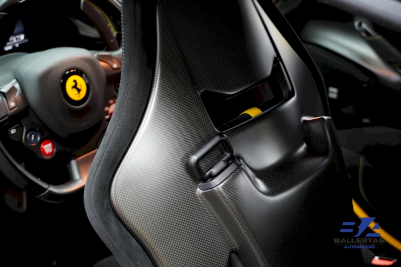 Ferrari 488 PISTA 