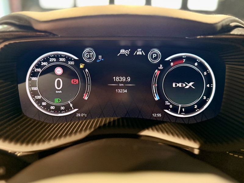 Aston Martin DBX 707 AMR23 