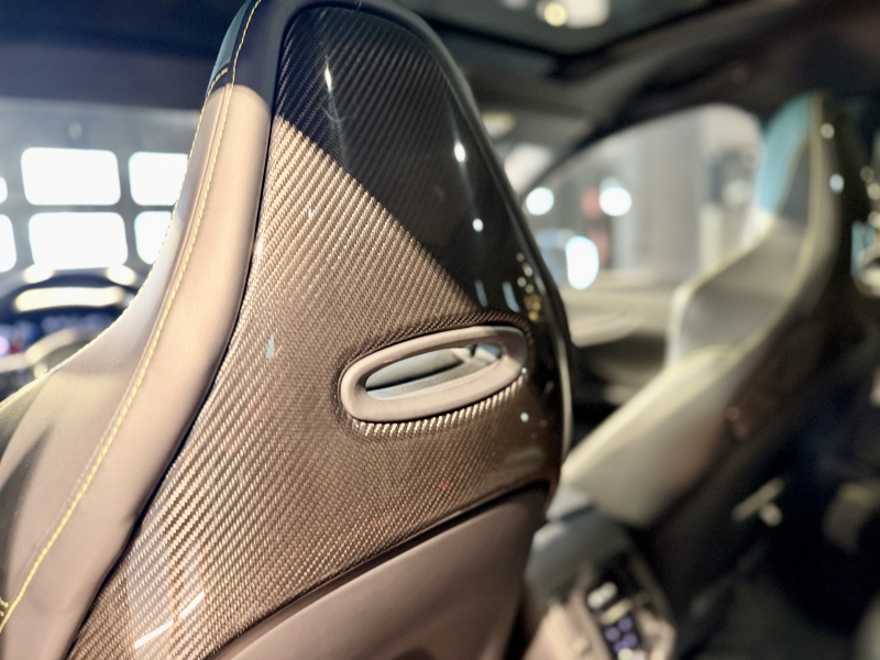 Aston Martin DBX 707 AMR23 