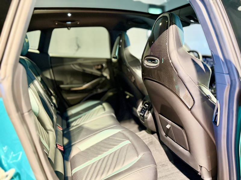 Aston Martin DBX 707 AMR23 