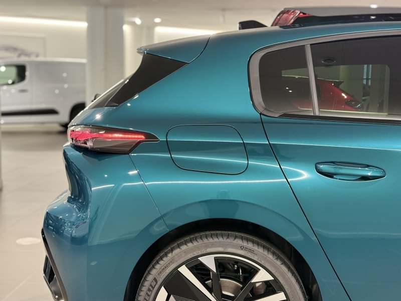  NOU PEUGEOT 308 GT EXCLUSIVE 145  HYBRID