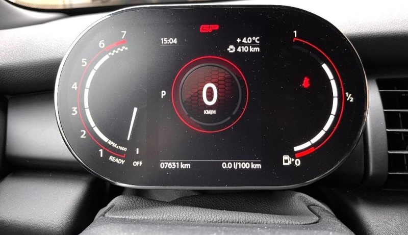 Mini GP3 amb solo 4200km