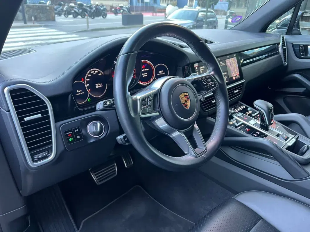 Porsche Cayenne  S