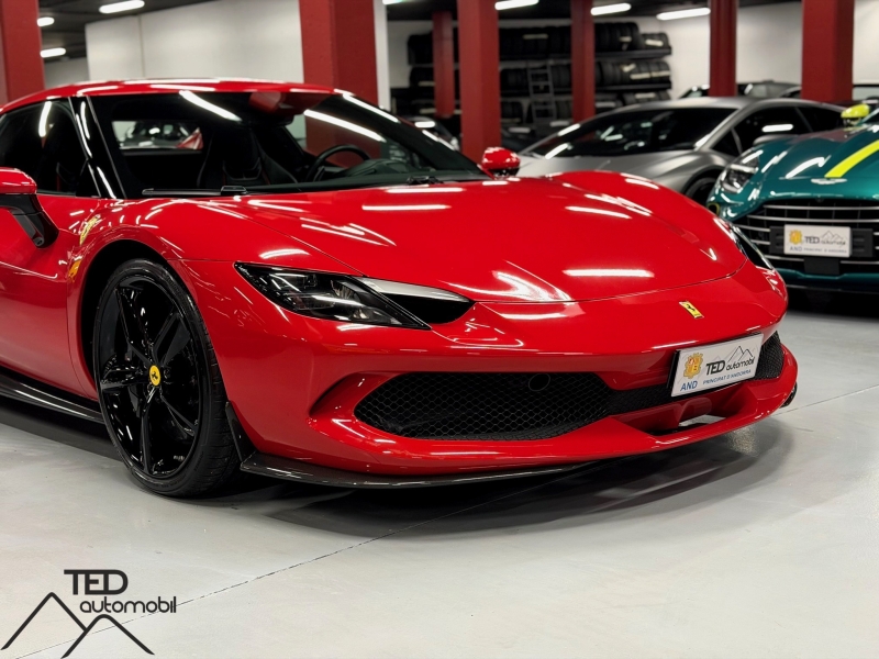 Ferrari 296 GTB 830cv Carbon Garantia 2029