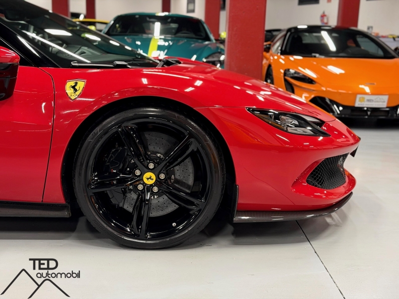 Ferrari 296 GTB 830cv Carbon Garantia 2029