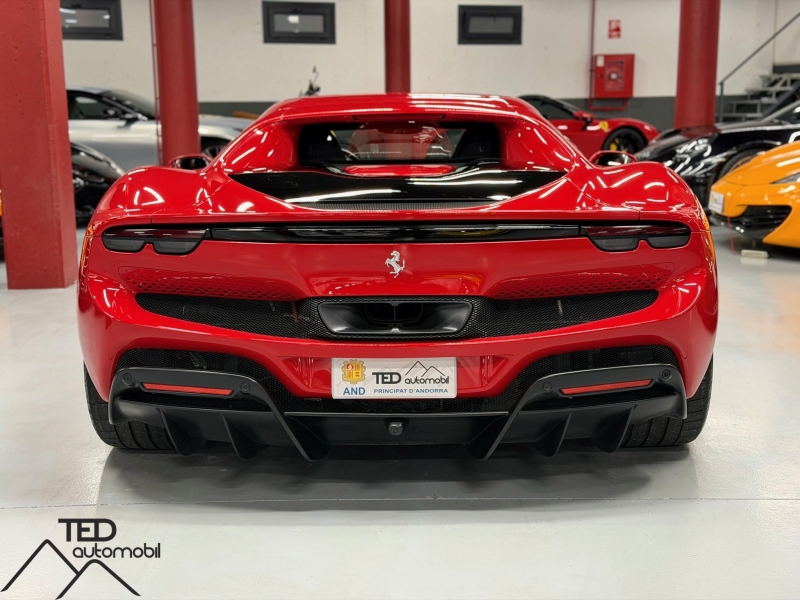 Ferrari 296 GTB 830cv Carbon Garantia 2029