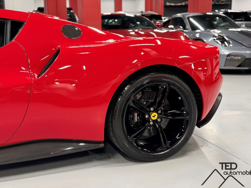 Ferrari 296 GTB 830cv Carbon Garantia 2029