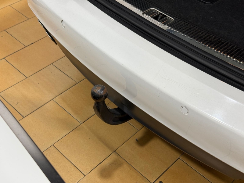 Audi S6 5.2L V10 Quattro