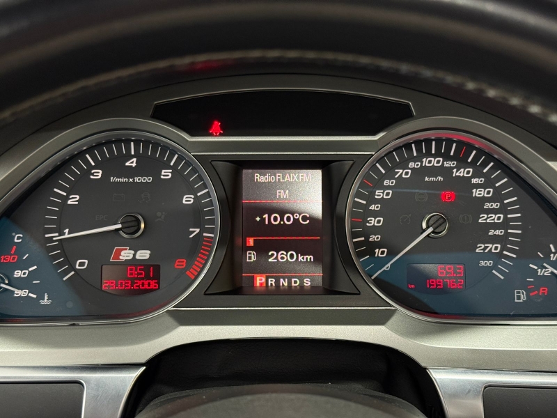 Audi S6 5.2L V10 Quattro