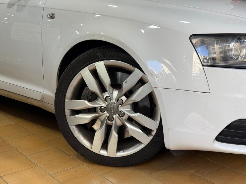 Audi S6 5.2L V10 Quattro