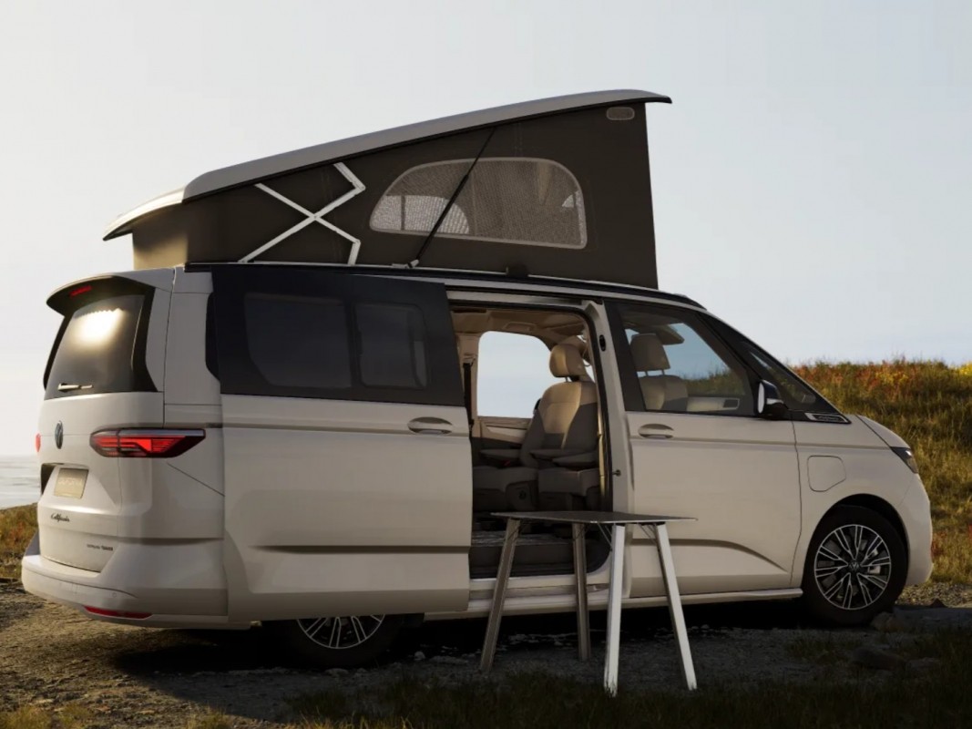 VOLKSWAGEN CALIFORNIA Coast eHybrid 4Motion  