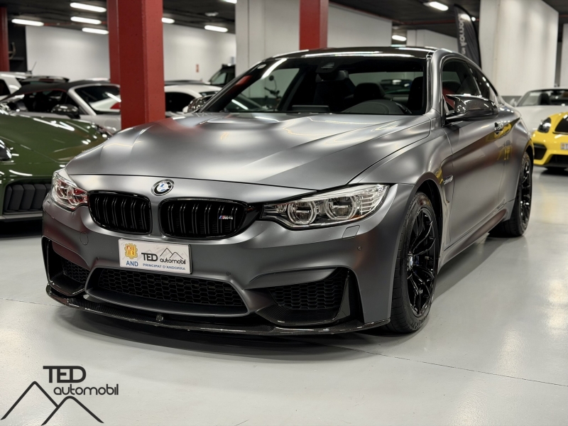 BMW M4 DKG 431cv Carbono